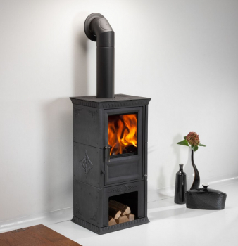 EEK A+ Kaminofen mit Kochfach Globe Fire Luna I - 6kW