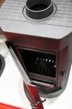 EEK A+ Design-Gusskaminofen Plamen Tara, raumluftunabhängig - 6kW