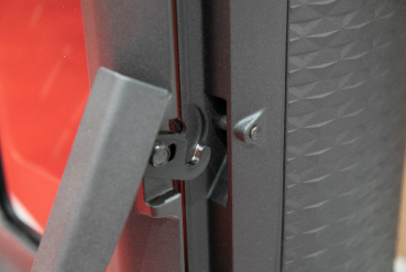 EEK A+ Design-Gusskaminofen Plamen Tara, raumluftunabhängig - 6kW