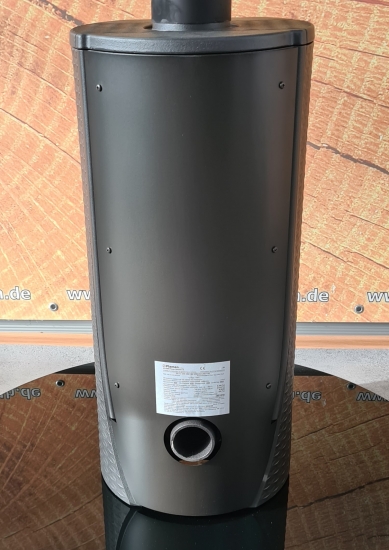 EEK A+ Design-Gusskaminofen Plamen Tara, raumluftunabhängig - 6kW