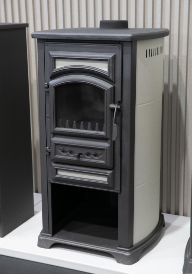 EEK A+ Kaminofen Forte creme mit Herdplatte - 5,4kW