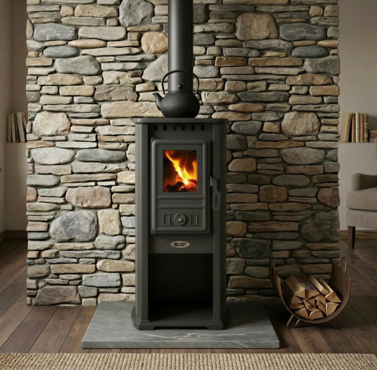 EEK A+ Kaminofen BERNA LUX G 4.0 anthrazit-grau mit 5,9 kW