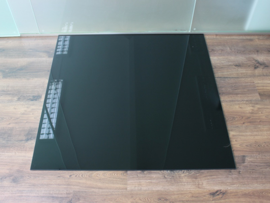 Quadrat 110x110cm Glas schwarz - Funkenschutzplatte Kaminbodenplatte Glasplatte Ofenunterlage