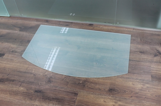 Segmentbogen *Frosty* 100x60cm - Funkenschutzplatte Milchglas Kaminbodenplatte Glasplatte