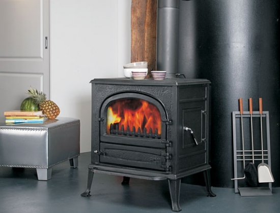 EEK A+ - Kaminofen Globe Fire NEPTUNE - 7 kW