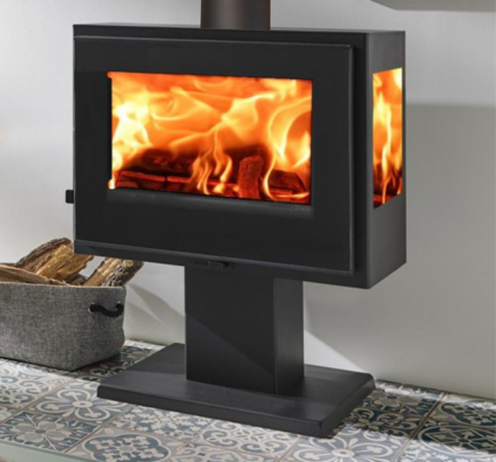 EEK A 3-Scheiben-Kaminofen Panadero OLAF TRIVISION, raumluftunabh. -5,9kW
