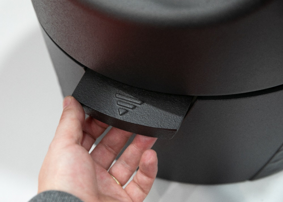 EEK A+ Design-Gusskaminofen Plamen Tara, raumluftunabhängig - 6kW