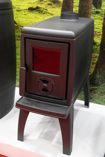 EEK A+ Gusskaminofen Plamen Trenk mit Herdplatte - 8,9kW